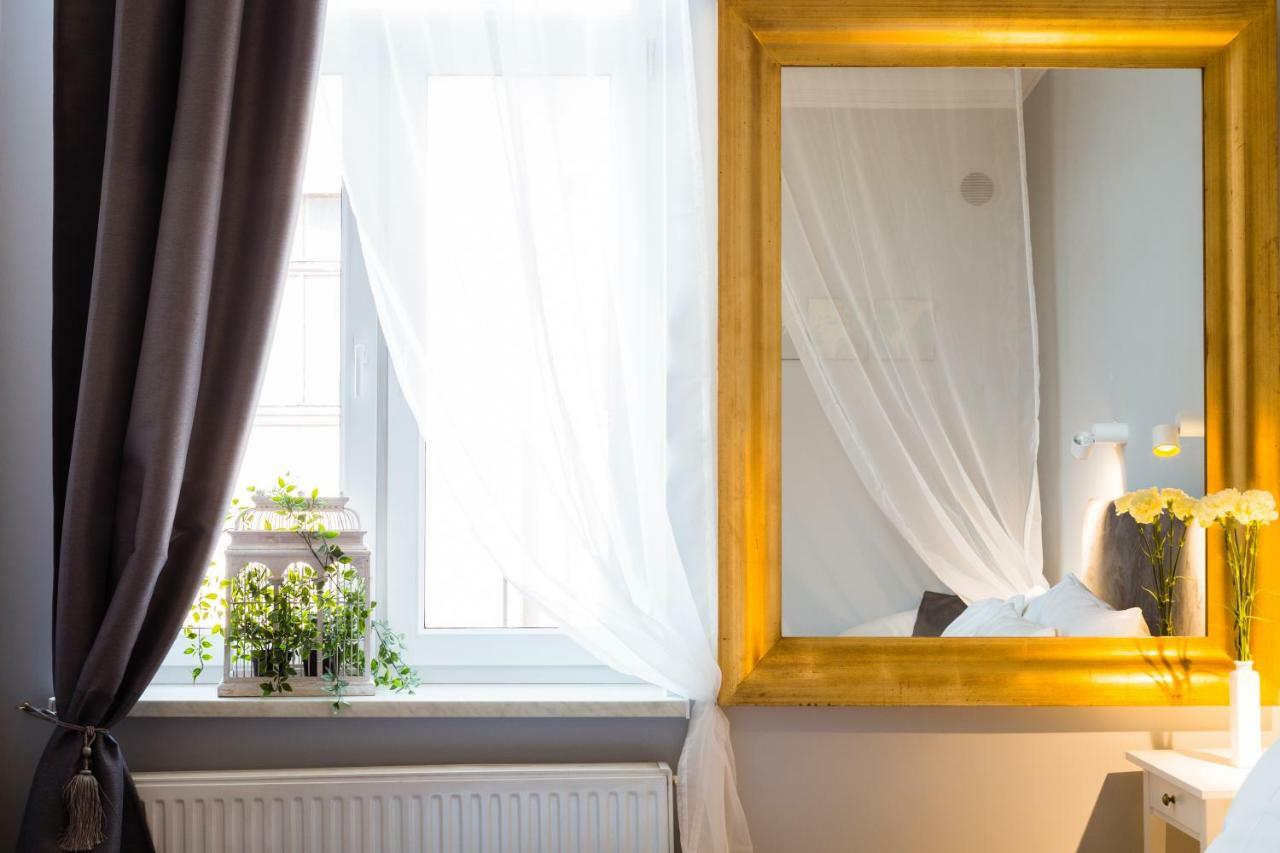 Angel House Bed & Breakfast Krakow Ngoại thất bức ảnh